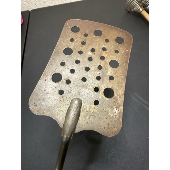 Vintage Spatula Red Handle No Markings - Picture 4 of 6